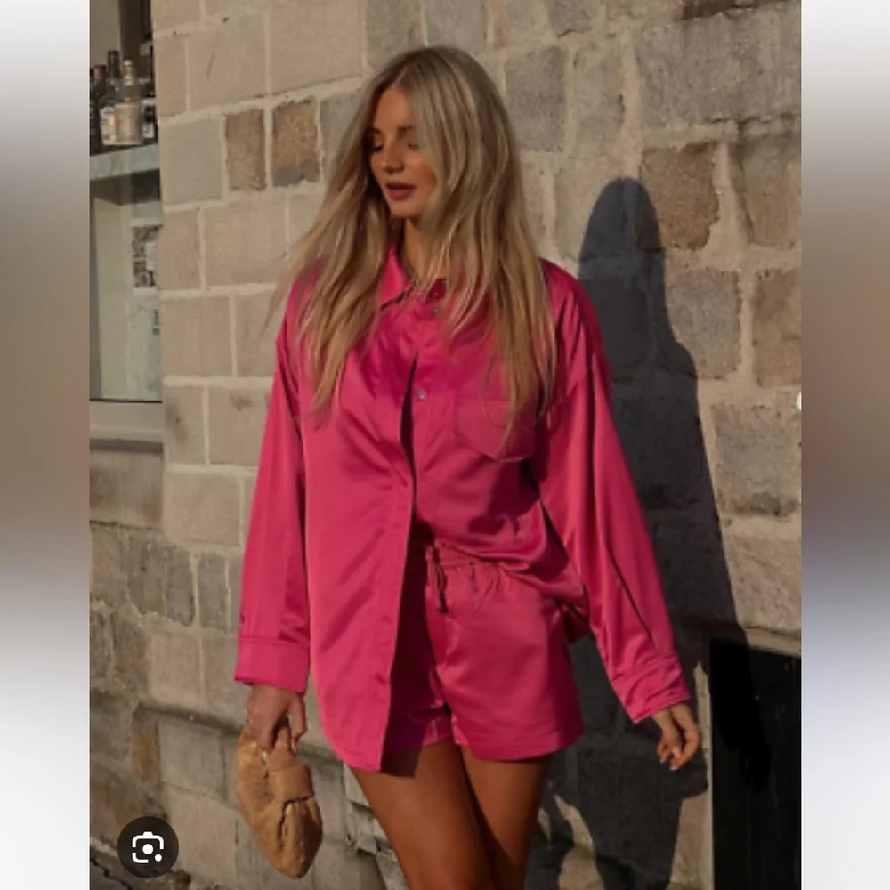 COPY SET Zara Pink Satin Oversized Shirt Jacket Shorts M 6/8 Bloggers Mango NWOT